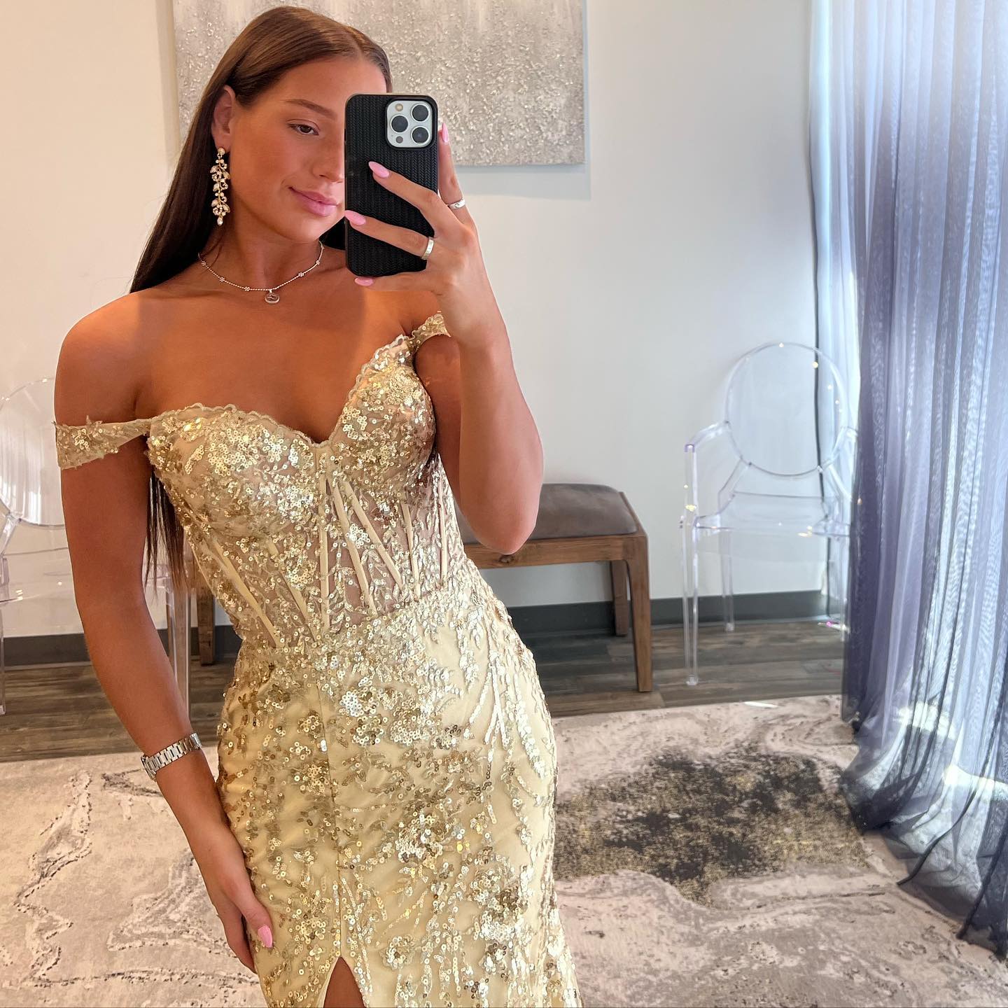 Off-Shoulder Strapless Appliques Sparkly Sheath Prom Dress