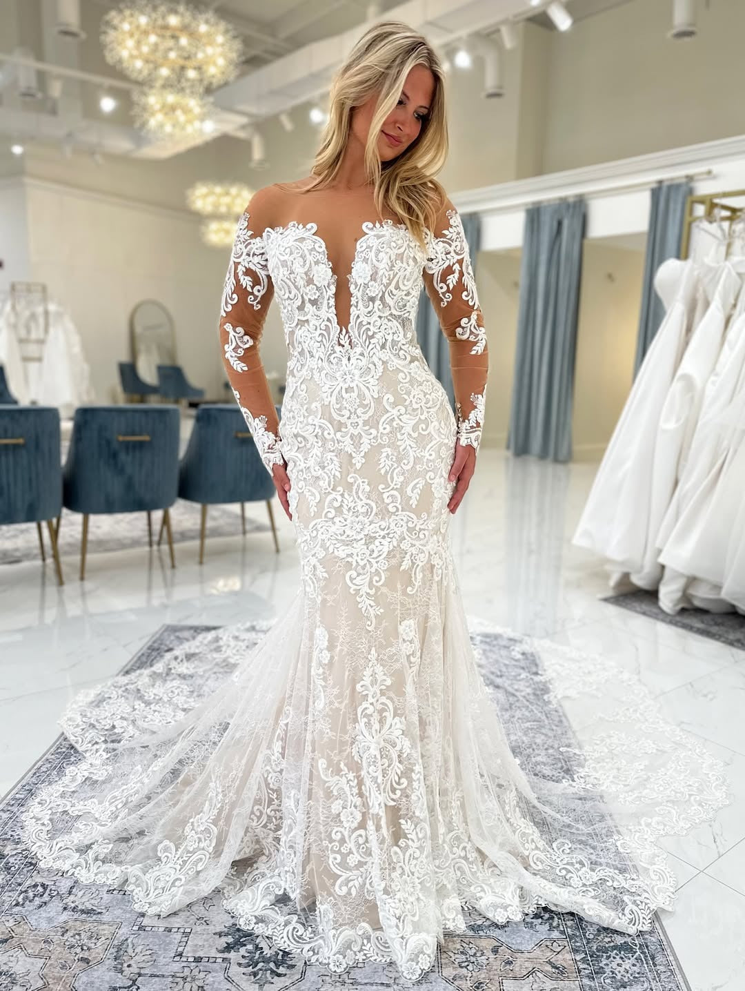 Off Shoulder Long Sleeves Tulle Lace Appliqued Mermaid Wedding Dresses for Bride
