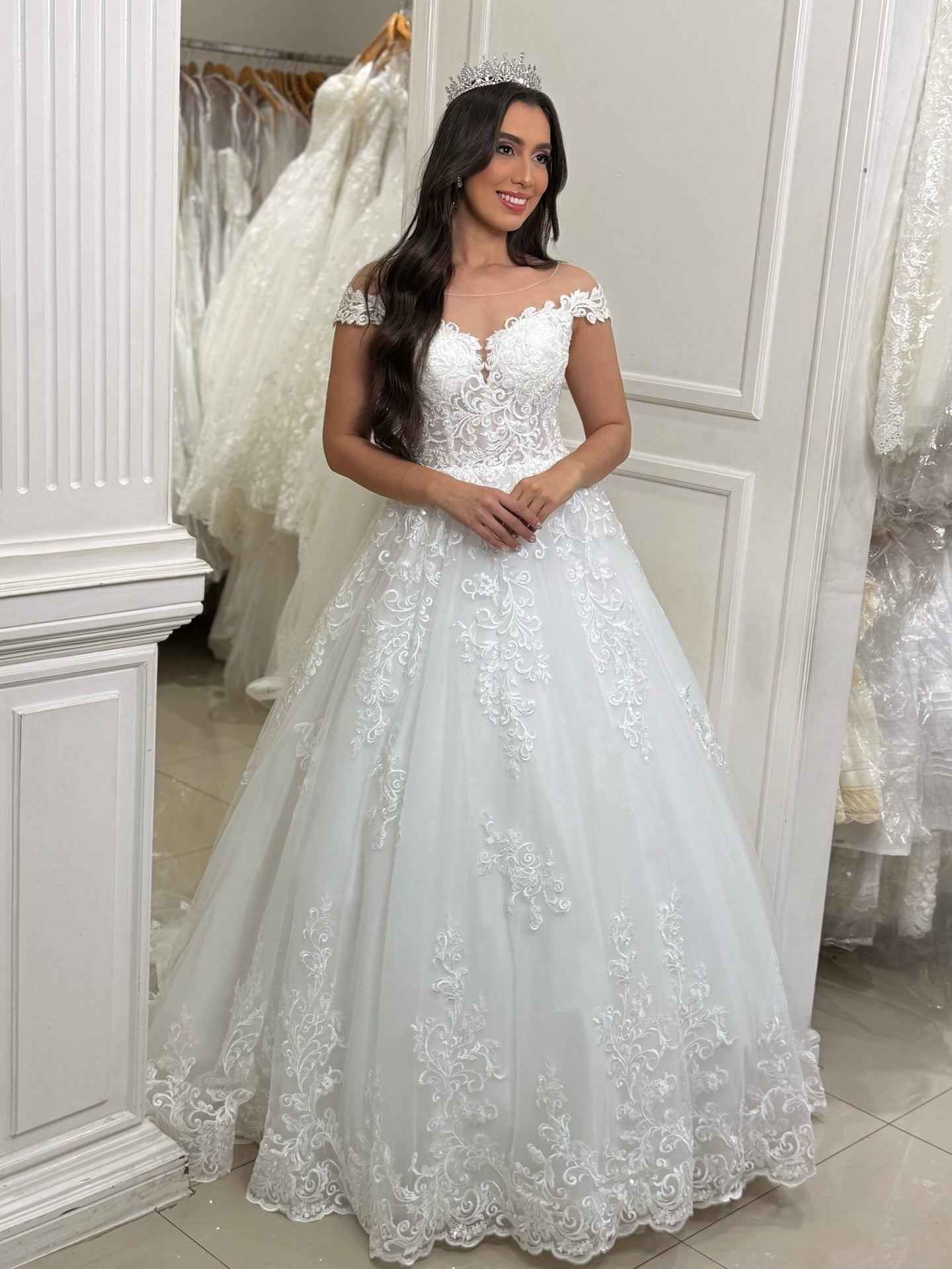 Women's A Line Tulle Lace Beach Plus Size Wedding Dresses for Bride