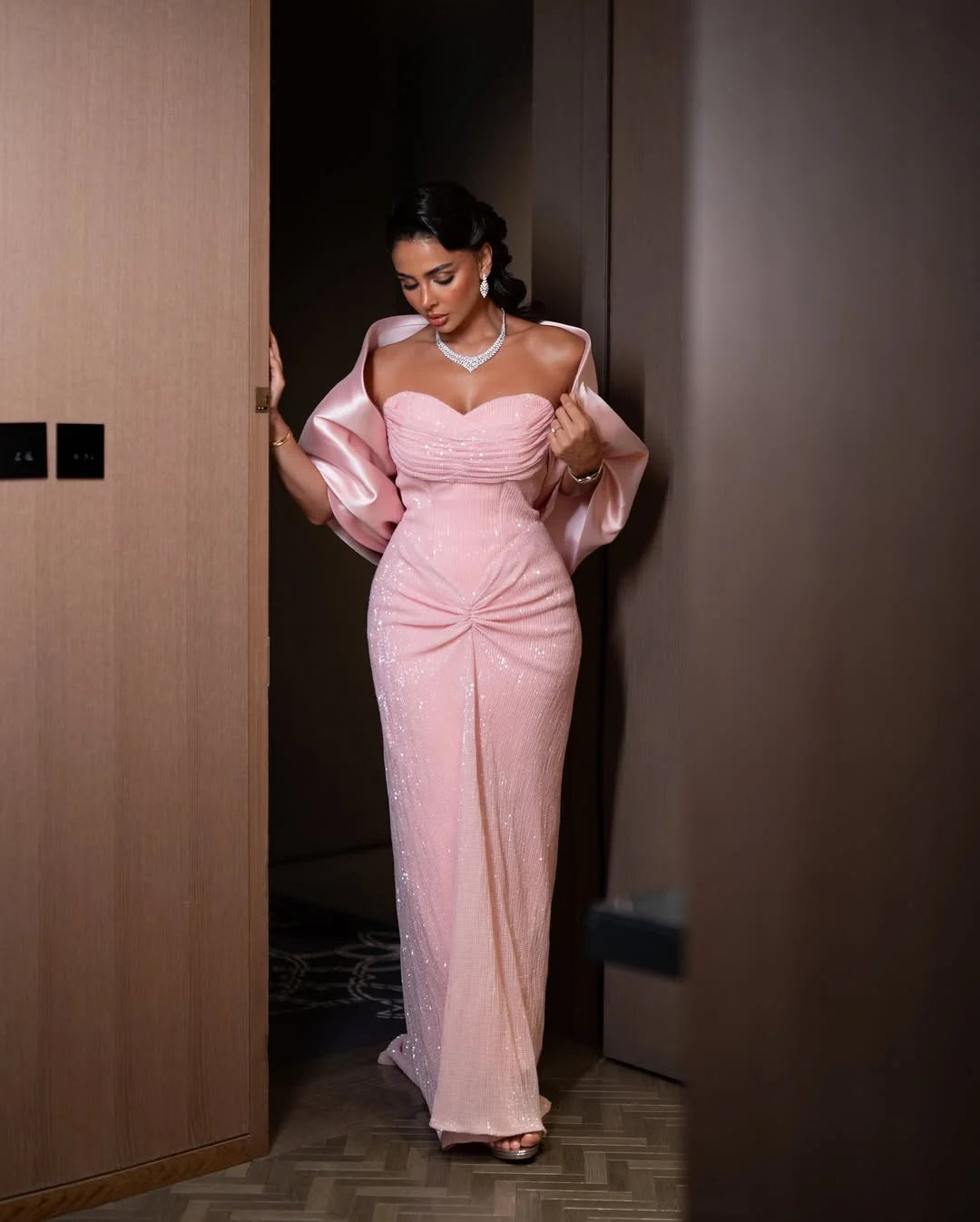 Gorgeous Pink Sweetheart Strapless Pleated Prom Dress With Shawl