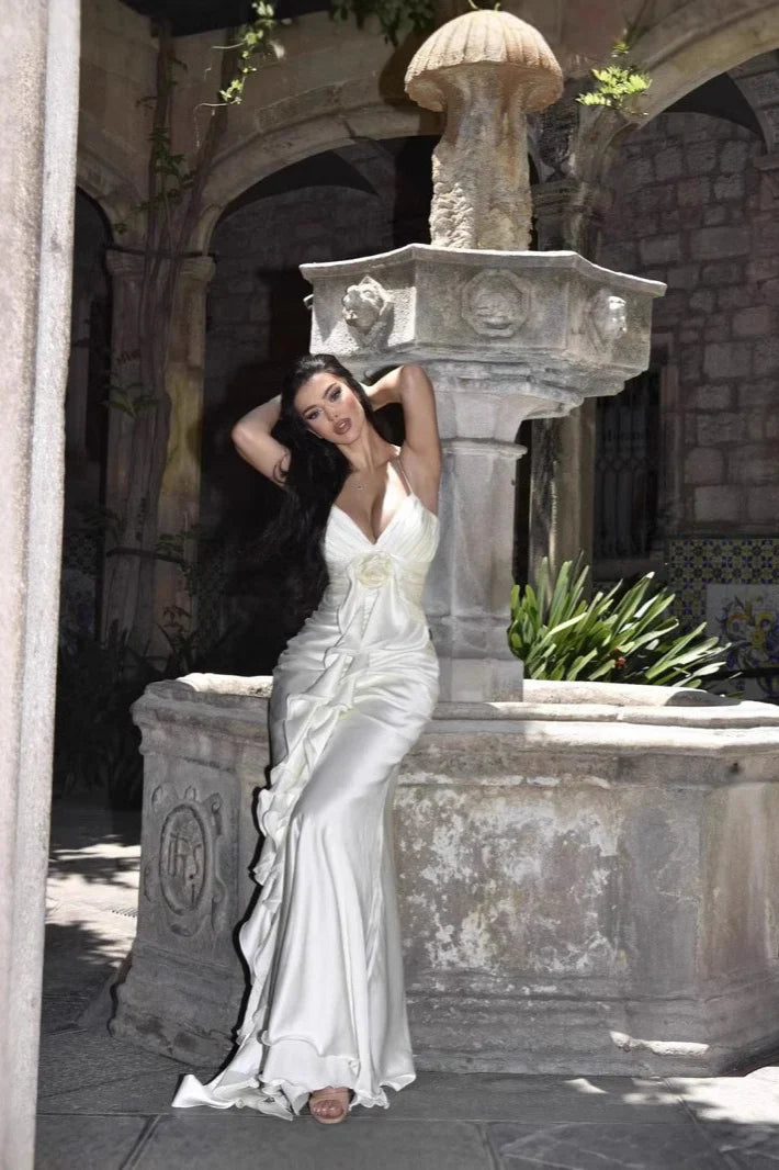 Elegant Slip Backless Maxi Prom Dress