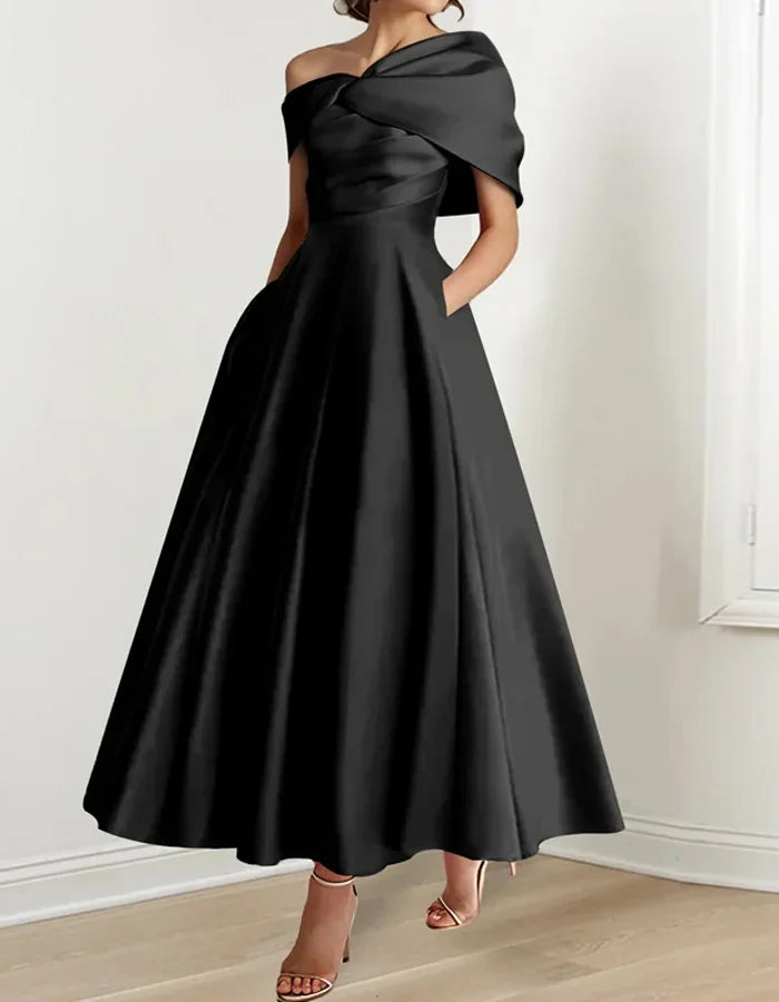 Off-shoulder Solid Color Large Pocket Design Midi Dress