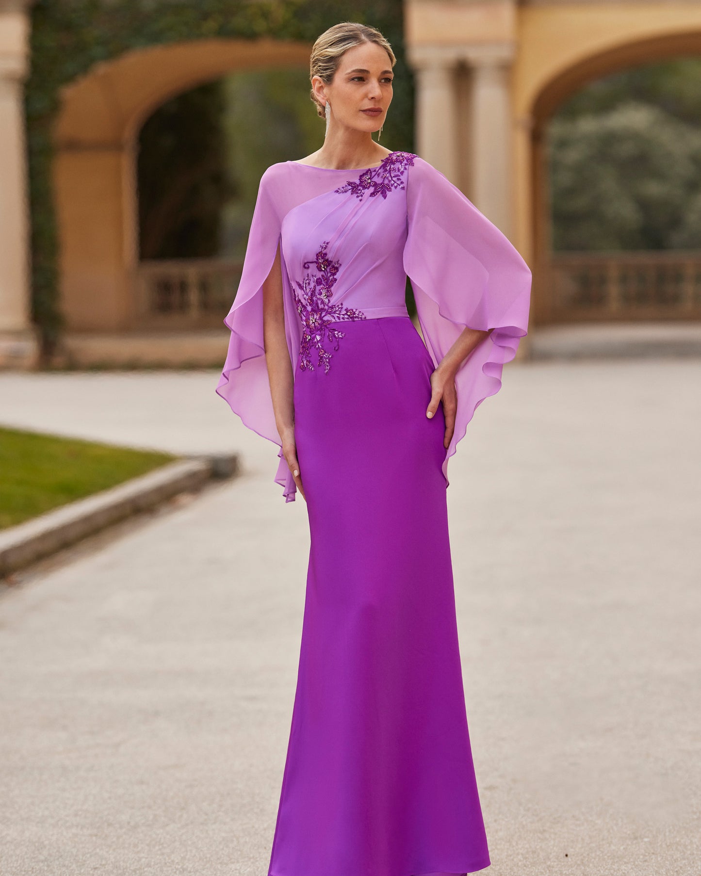 Scoop Long Sleeves Appliques Sheath Mother of Bride Dress Cocktail Dress