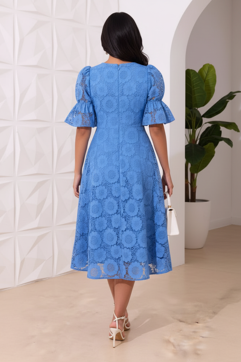 V-Neck Short Sleeves Appliques A-Line Cocktail Dress