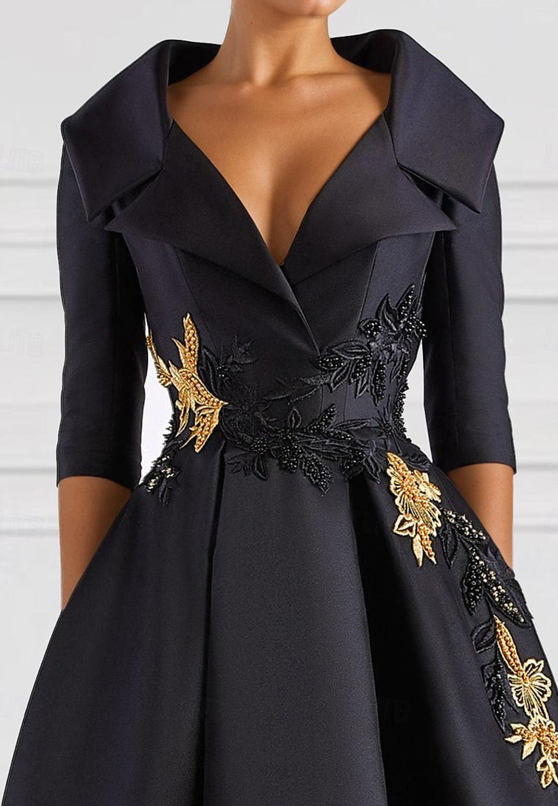 A-Line Evening Gown Vintage Embroidered Elegant DressV Neck Pocket Satin with Beading Appliques
