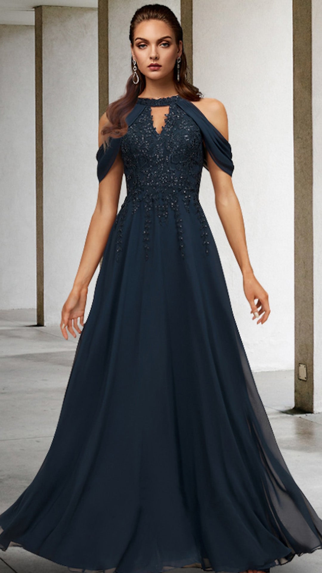 M1069 A-Line Mother of the Bride Dress Halter Neck Floor Length