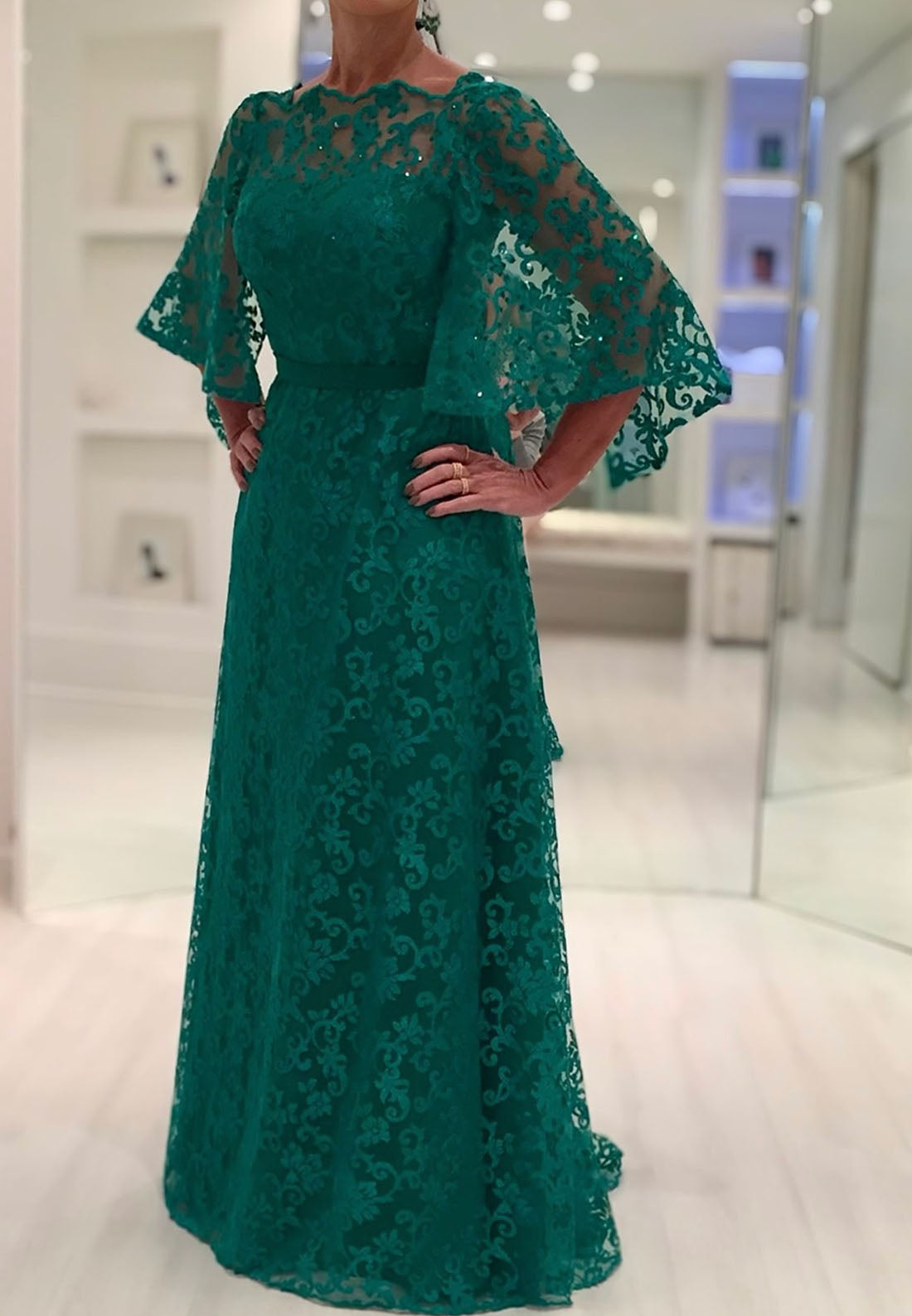 Bateau Long Sleeves Appliques A-Line Mother of Bride Dress