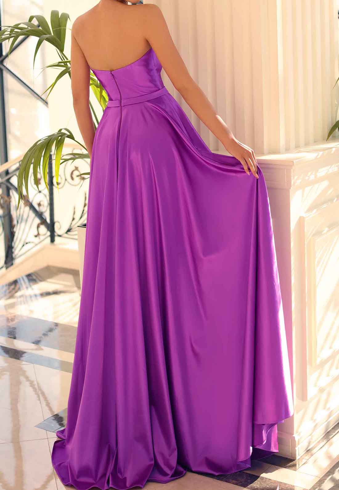 V-Neck Sleeveless Pleated A-Line Prom Dress