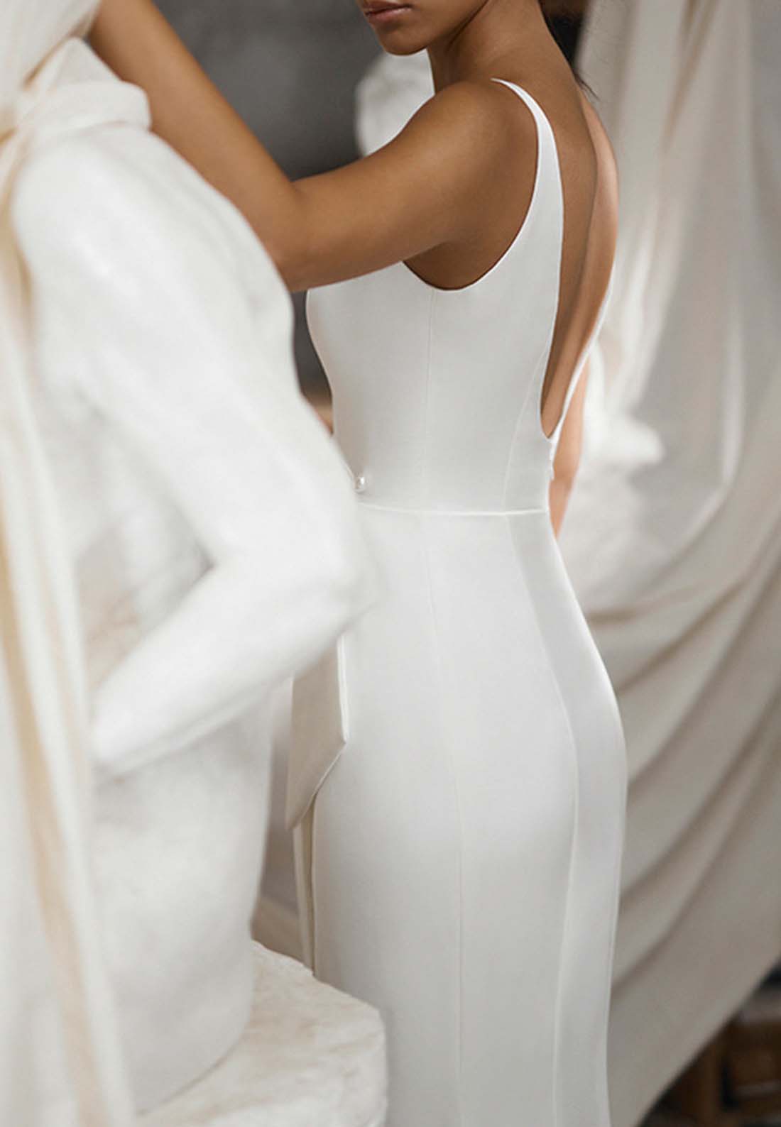 Sweetheart Straps Sleeveless Sleek Ruched Sheath Beach Wedding Dress