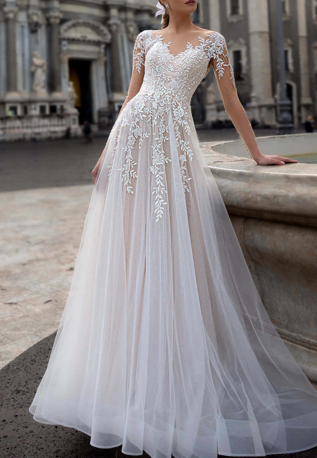 V-Neck Long Sleeves Appliques Tulle A-Line Wedding Dress