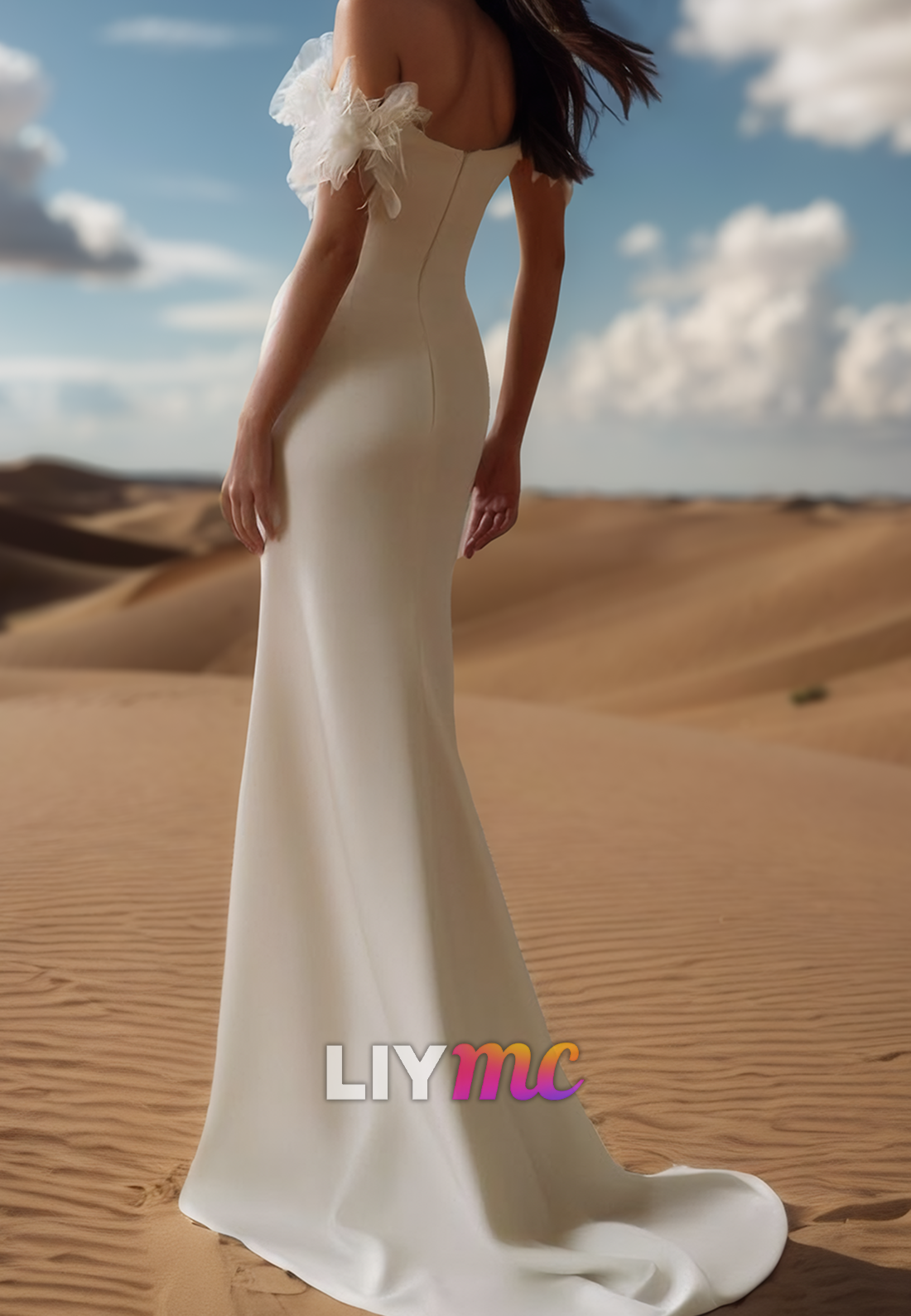 V-Neck Strapless Pleated Side Slit Sheath Wedding Dress