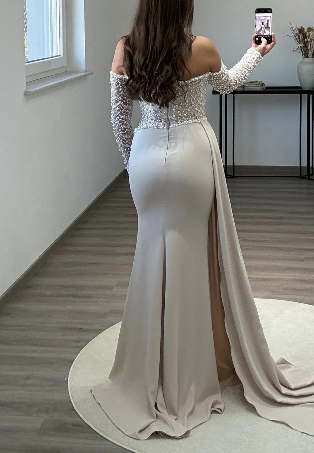 Halter Sleeveless Beaded Pleated Mermaid Formal Dress