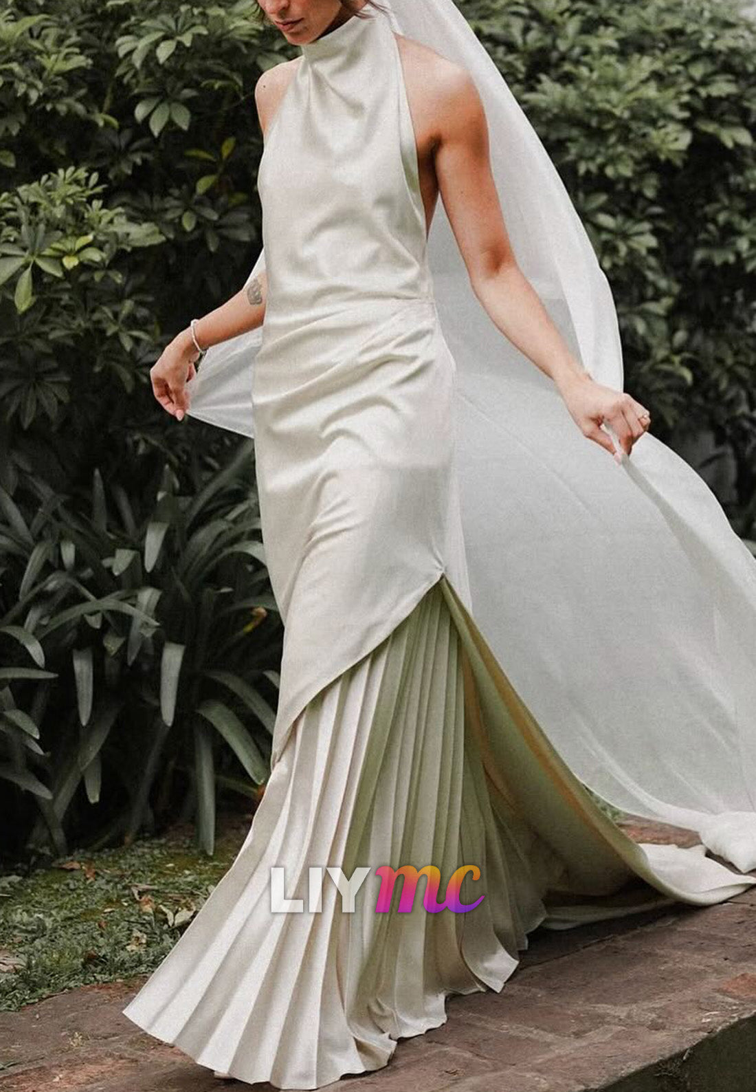 Halter Sleeveless Sleek Pleated Sheath Wedding Dress