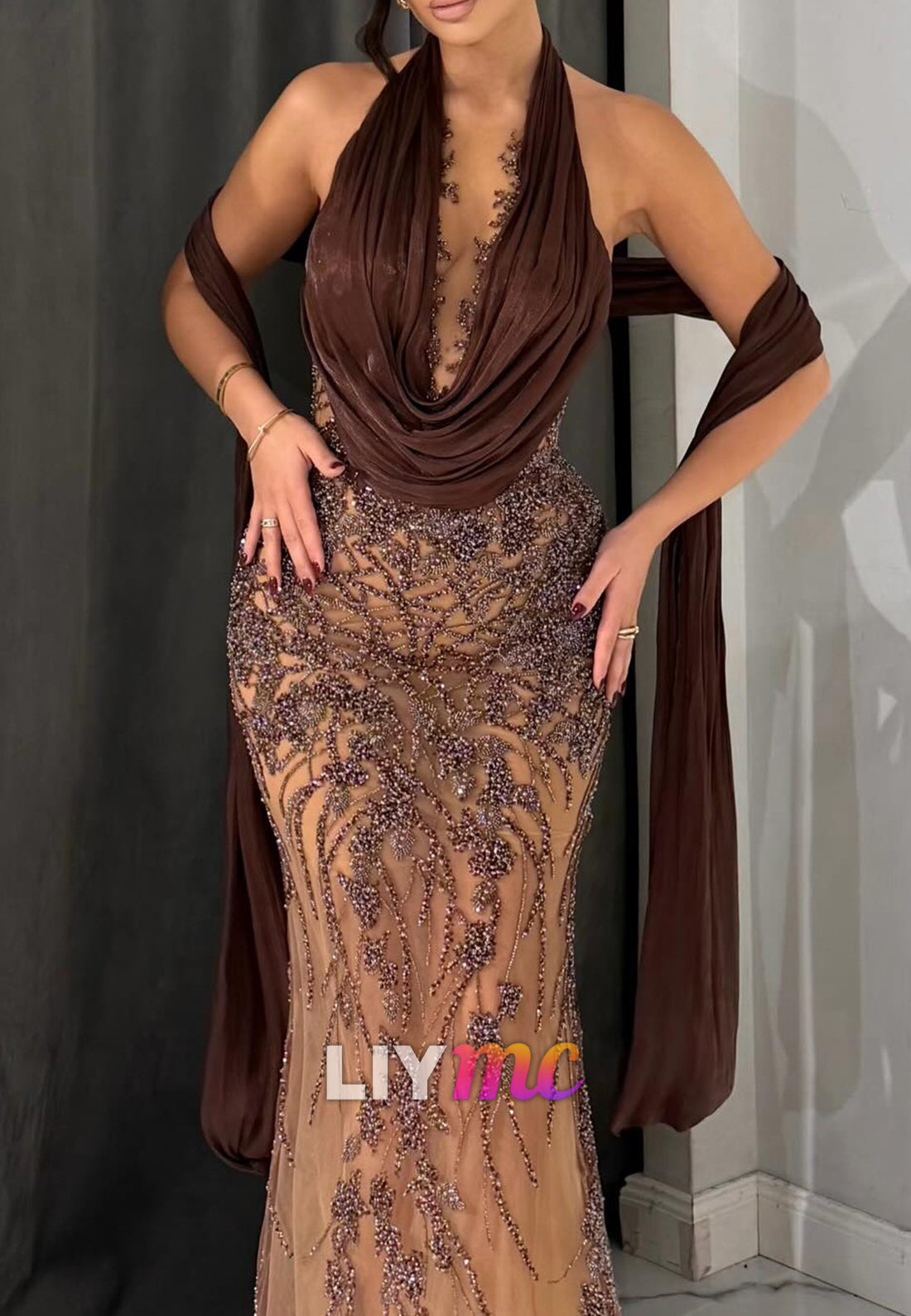 Halter V-Neck Appliques Beaded Mermaid Prom Dress