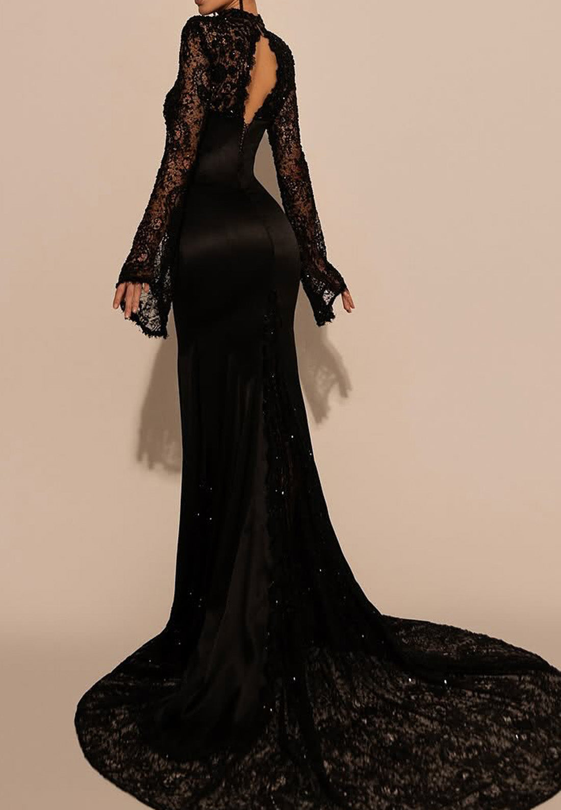 High Neck Long Sleeves Appliques Mermaid Evening Dress