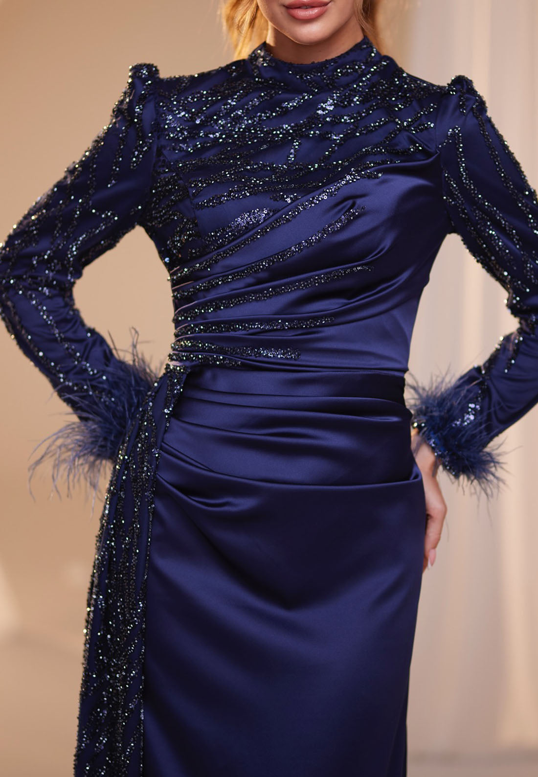 High Neck Long Sleeves Beaded Emboridery Sheath Mother of Bride Dress