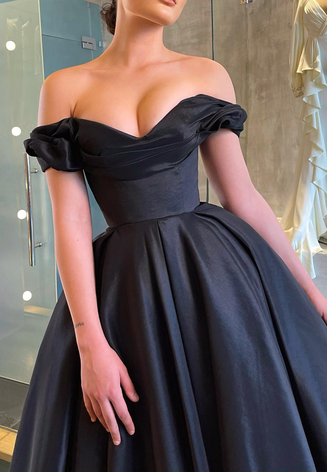 Off-Shoulder Strapless Pleated A-Line Prom Dress