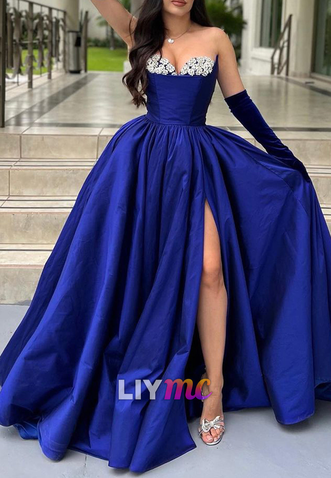 Sweetheart Sleeveless Beaded Pleated A-Line Prom Dress