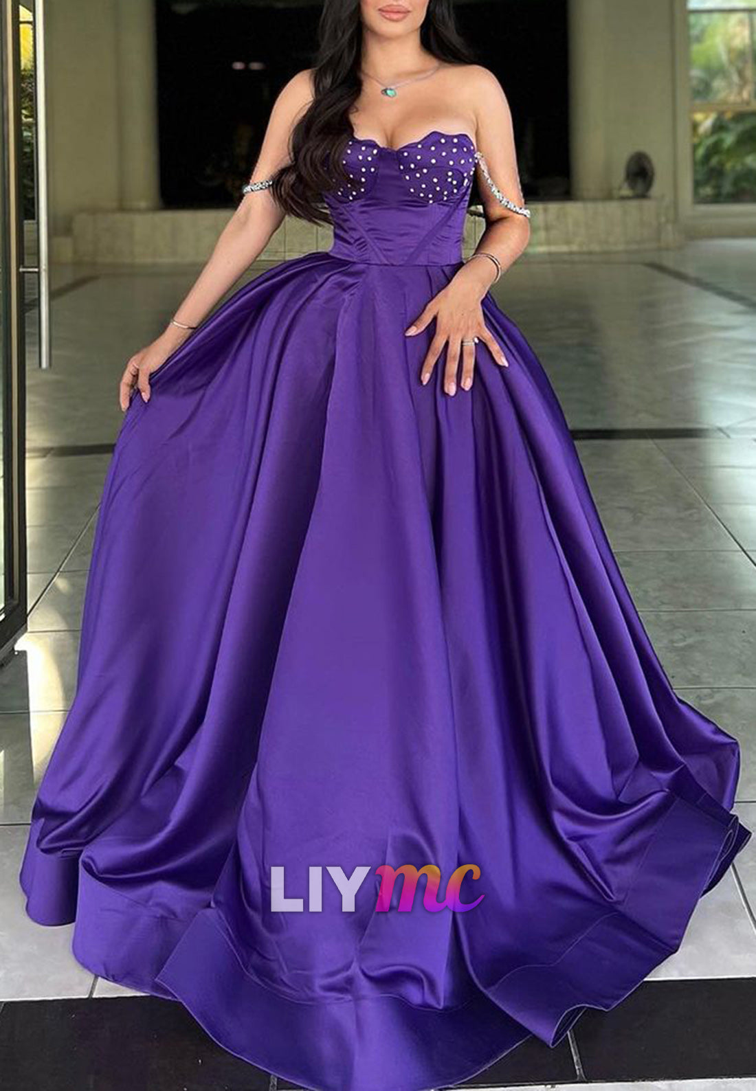 Sweetheart Sleeveless Beaded Sleek A-Line Prom Dress