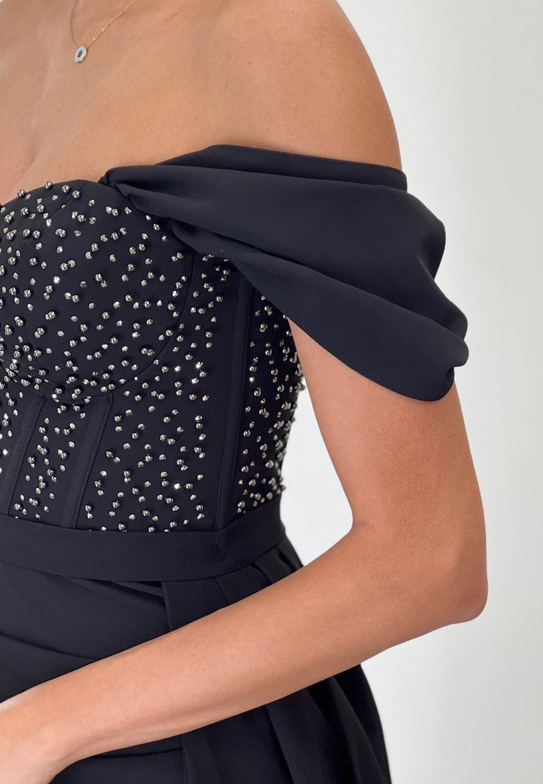 Off-Shoulder Strapless Beaded Pleated Sheath Fitted Prom Dress