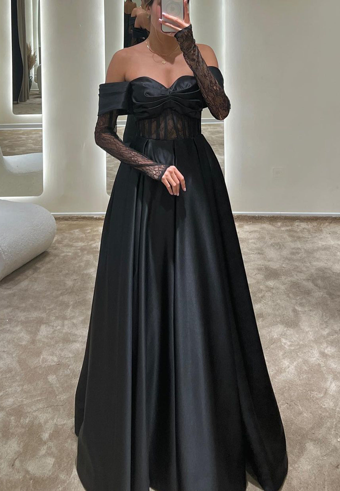 Sweetheart Strapless Appliques Pleated A-Line Prom Dress