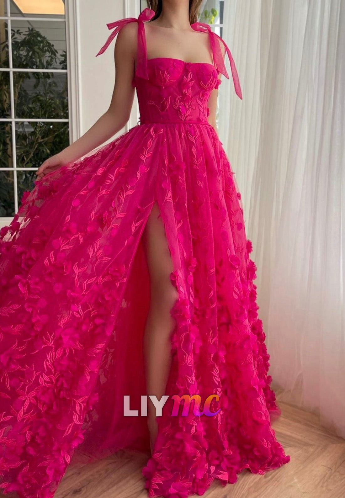 Semi-Sweetheart Straps Pleated A-Line Appliques Prom Dress