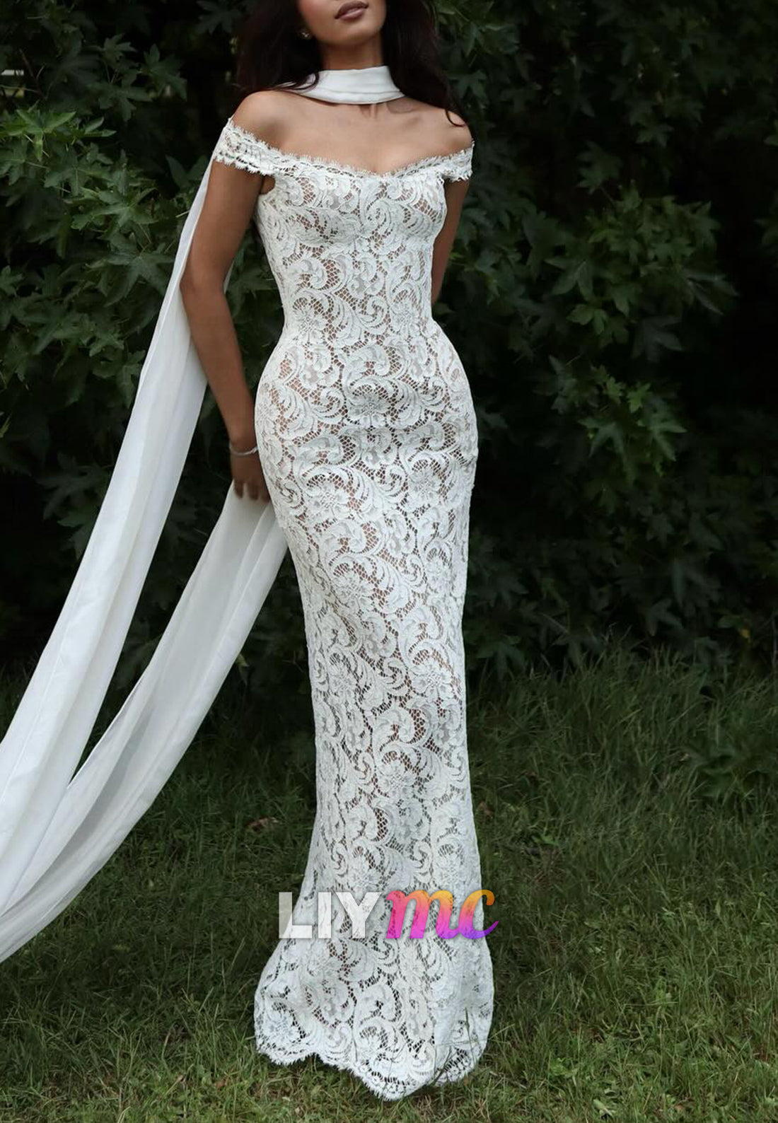 Off-Shoulder Appliques Sleeveless Mermaid Wedding Dress