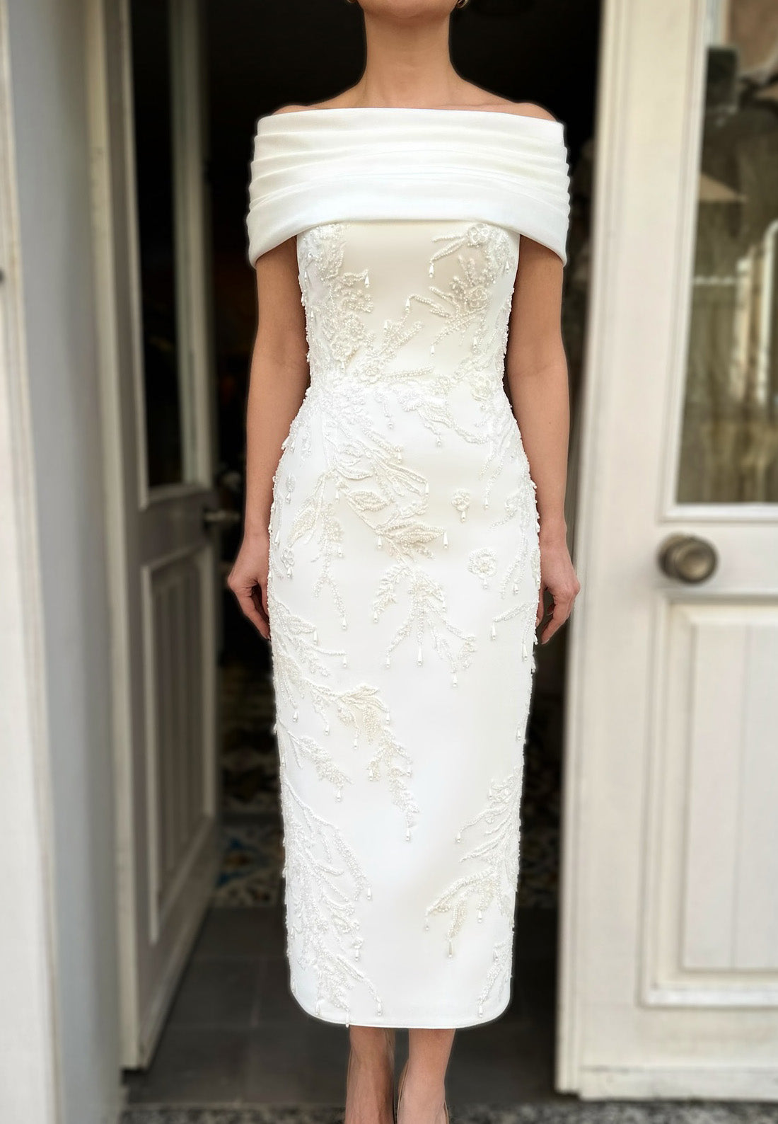 Off-Shoulder Cap Sleeveless Appliques Sheath Mother of Bride Dress