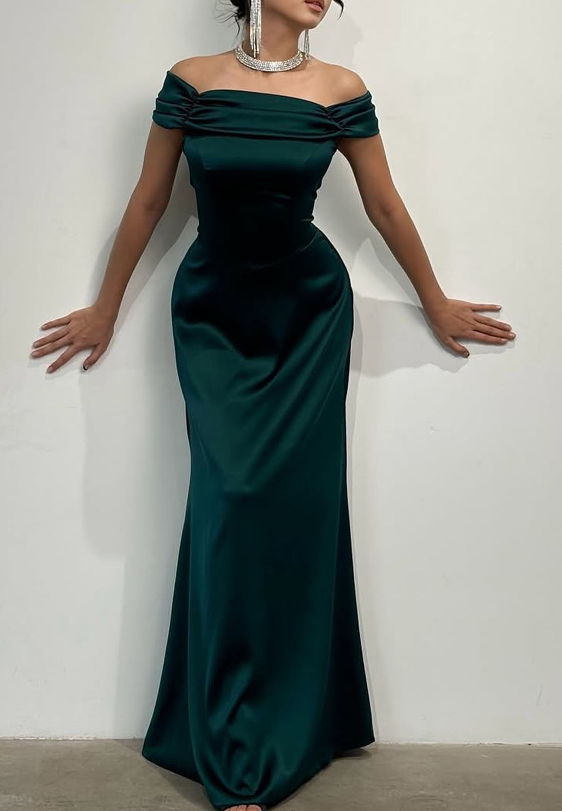 Off-Shoulder Cap Sleeves Formal Dress Sleek Sheath Prom Dress