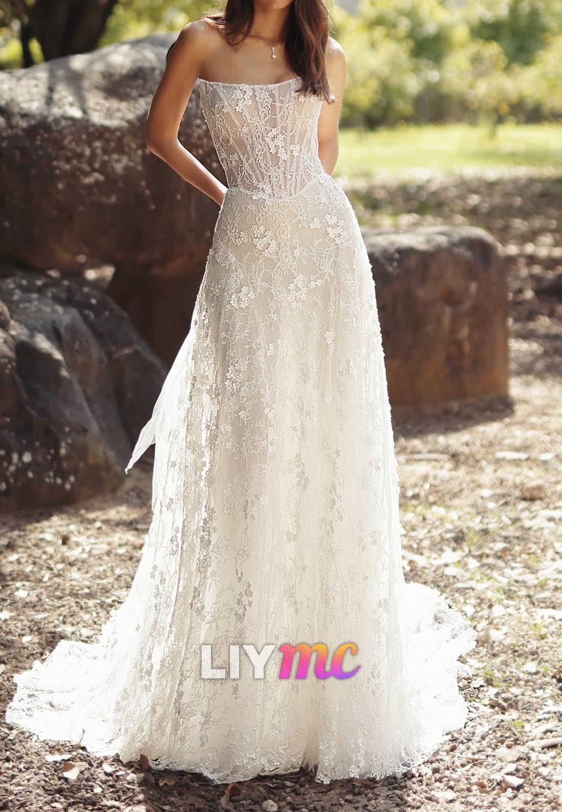 Off-Shoulder Lace Appliques A-Line Wedding Dress