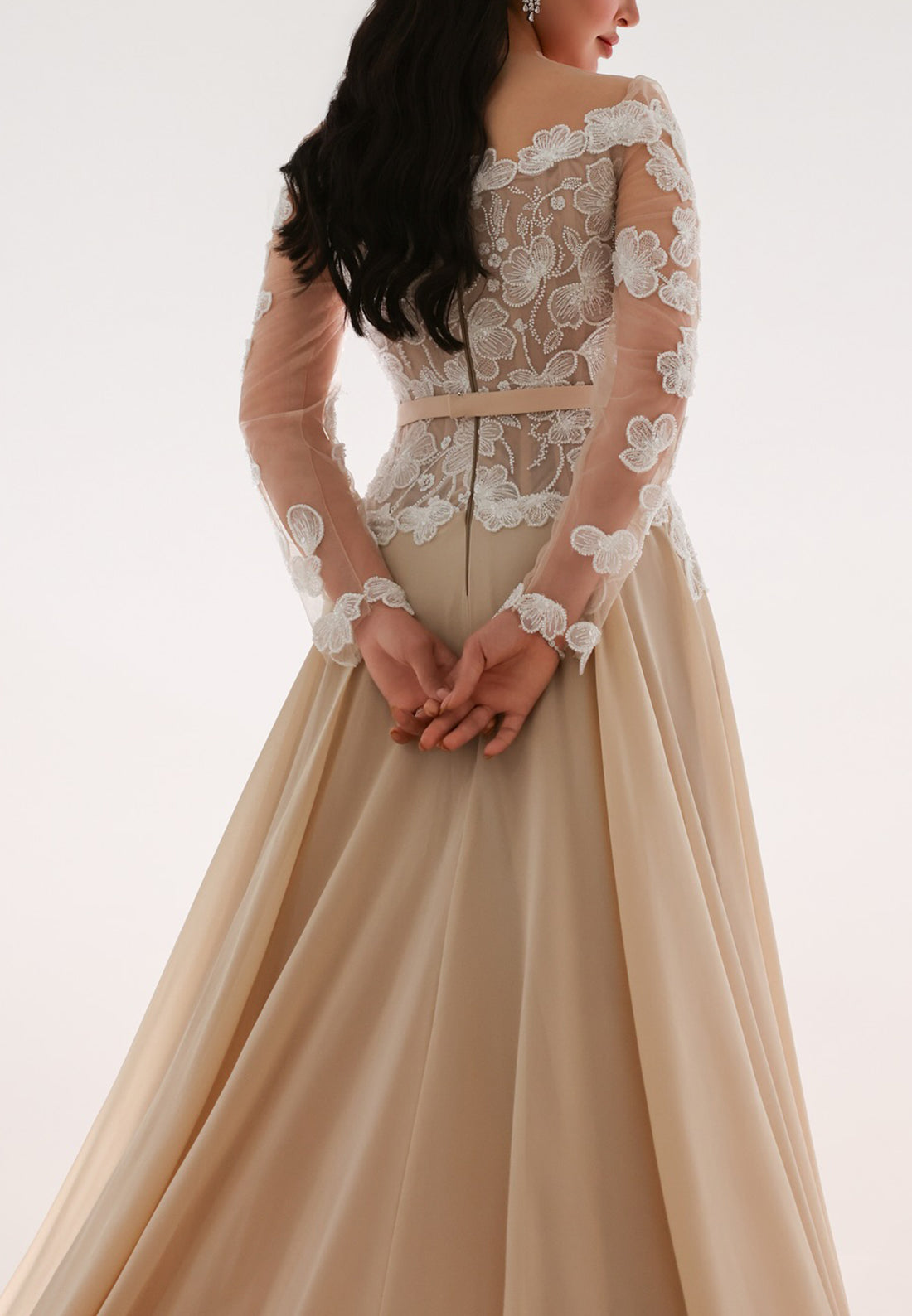 Off-Shoulder Long Sleeves Appliques Chiffon A-Line Formal Dress