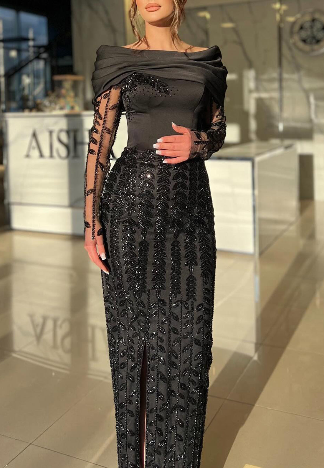 Off-Shoulder Long Sleeves Beaded Emboridery Sheath Evening Dresss