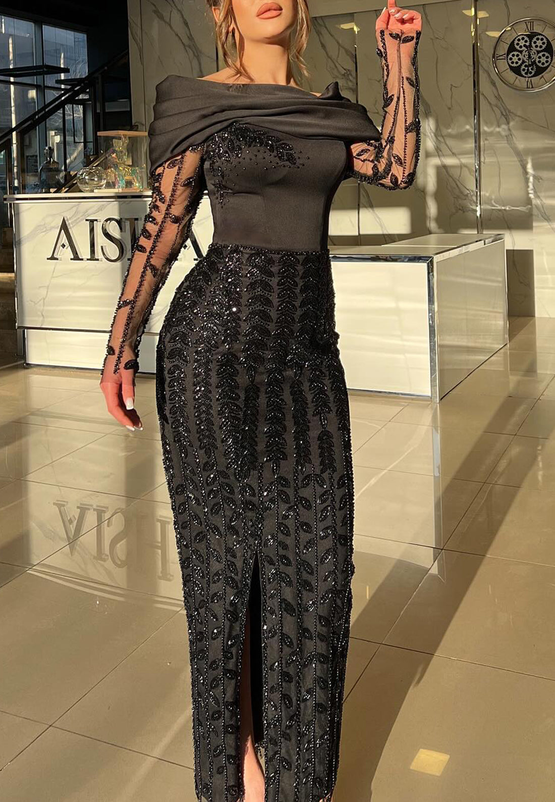 Off-Shoulder Long Sleeves Beaded Emboridery Sheath Evening Dresss