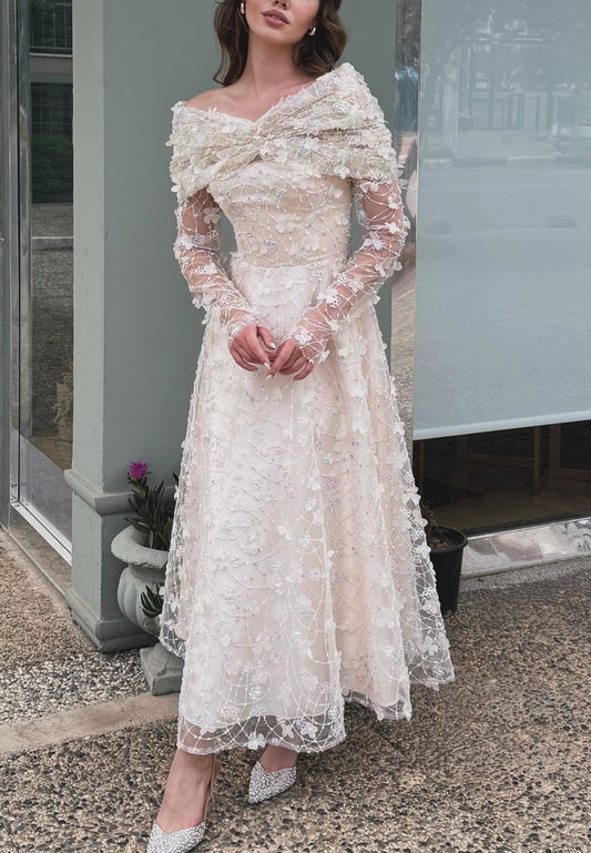 Off-Shoulder Long Sleeves Floral Appliques A-Line Wedding Dress