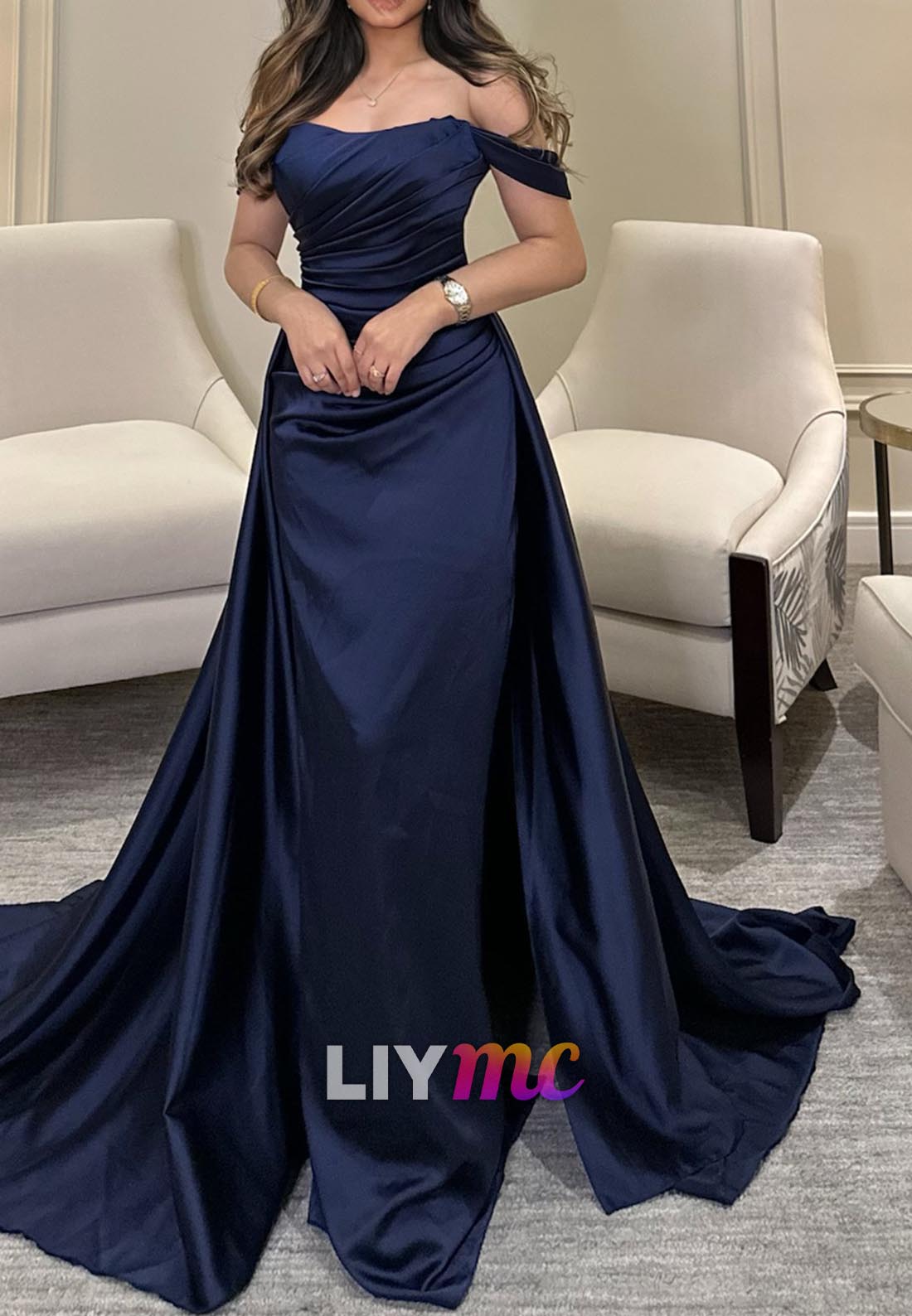 Off-Shoulder Pleated Sheath Sleeveless Evening Dress
