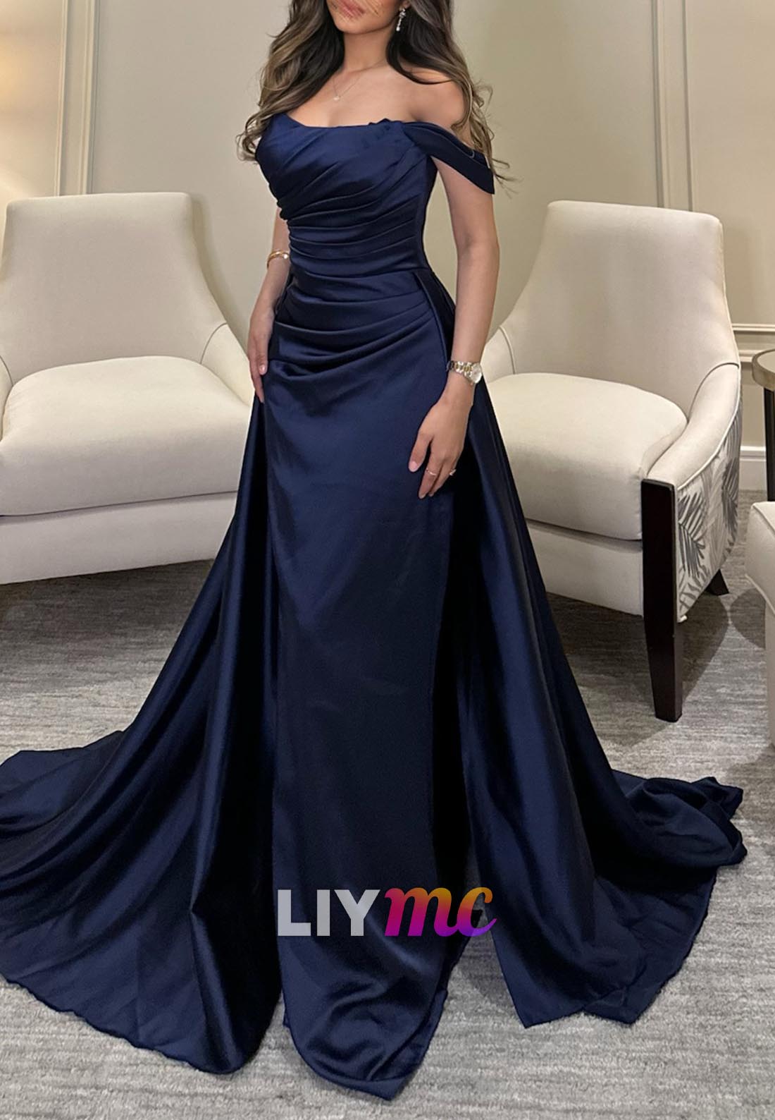 Off-Shoulder Pleated Sheath Sleeveless Evening Dress