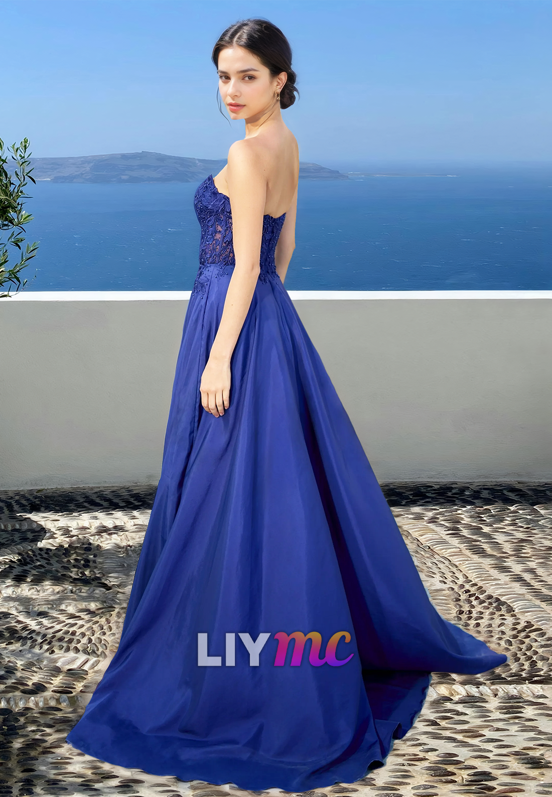 Off-Shoulder Sleeveless Appliques Beaded A-Line Prom Dress