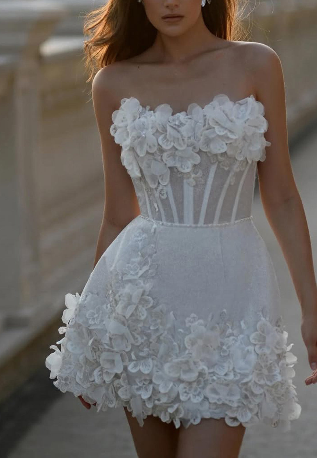 Off-Shoulder Sleeveless Floral Appliques A-Line Short Wedding Dress