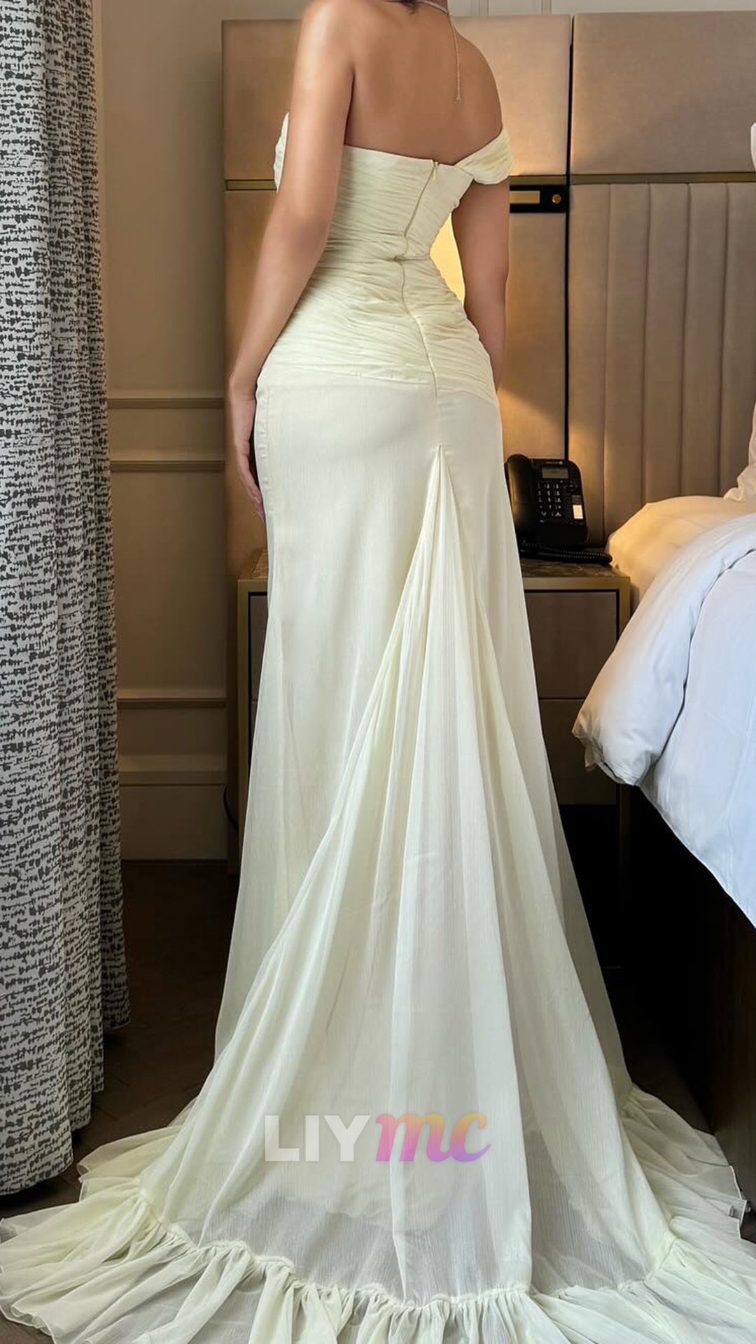 Off-Shoulder Sleeveless Mermaid Prom Dress