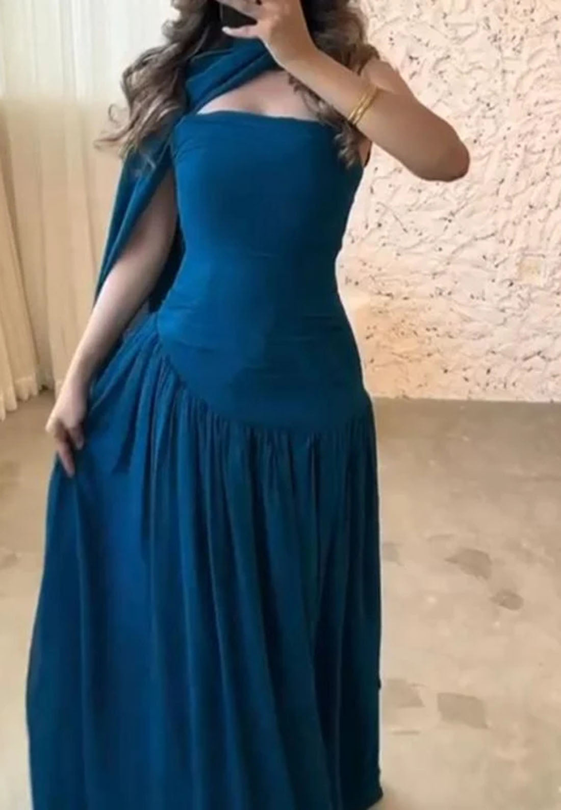 Off-Shoulder Sleeveless Pleated A-Line Evening Dress