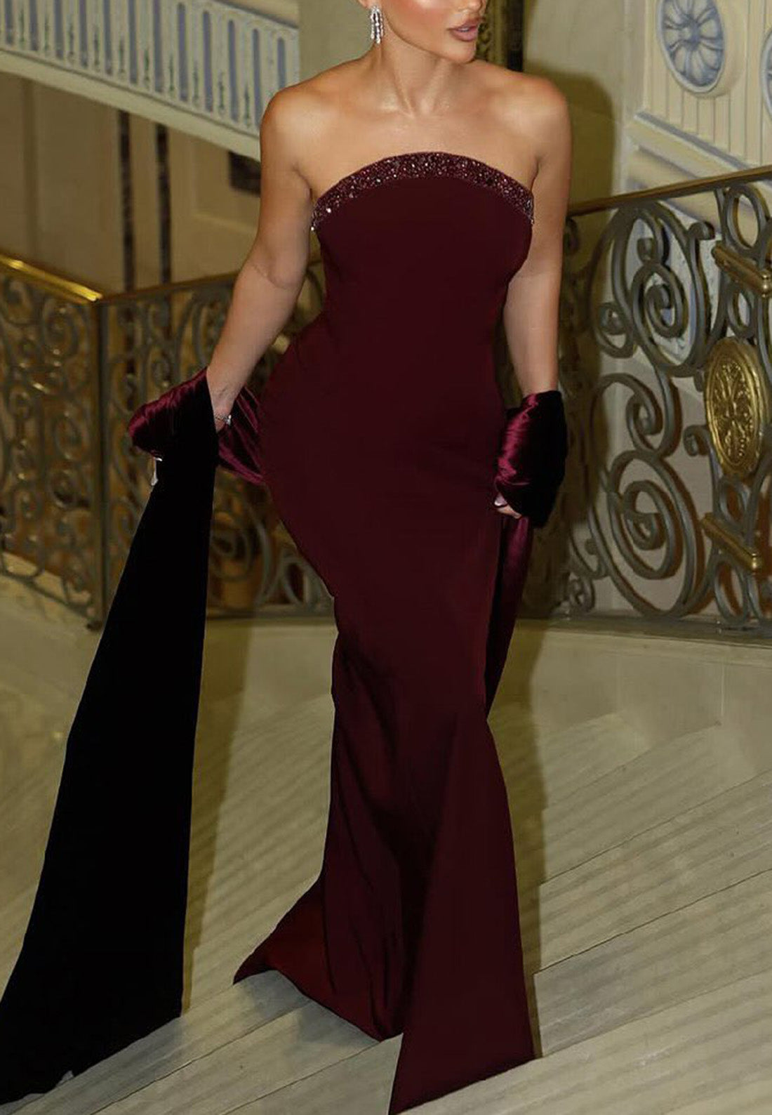 Off-Shoulder Sleeveless Sleek Sheath Formal Dress