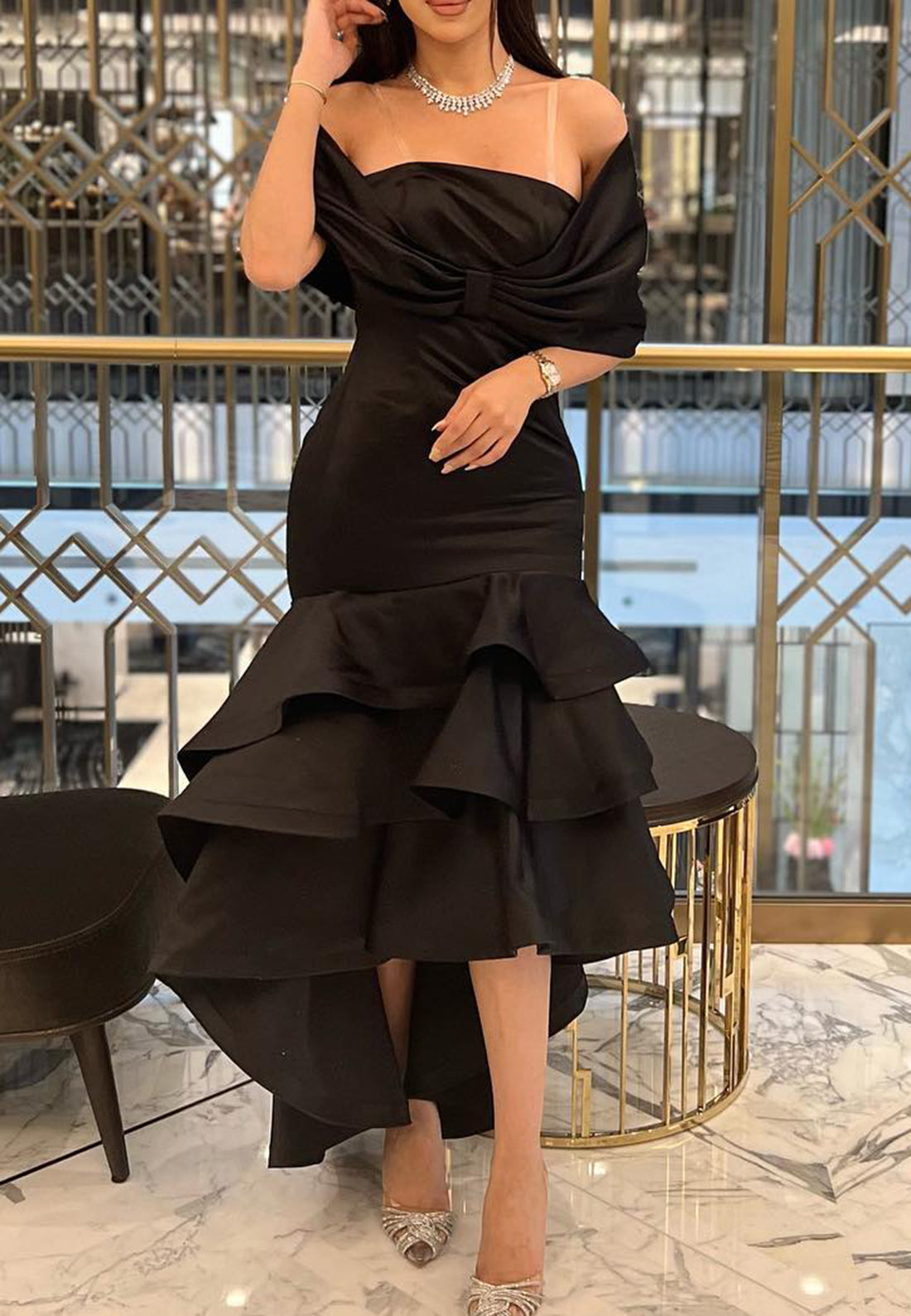 Off-Shoulder Sleeveless Tiered Mermaid Evening Dress