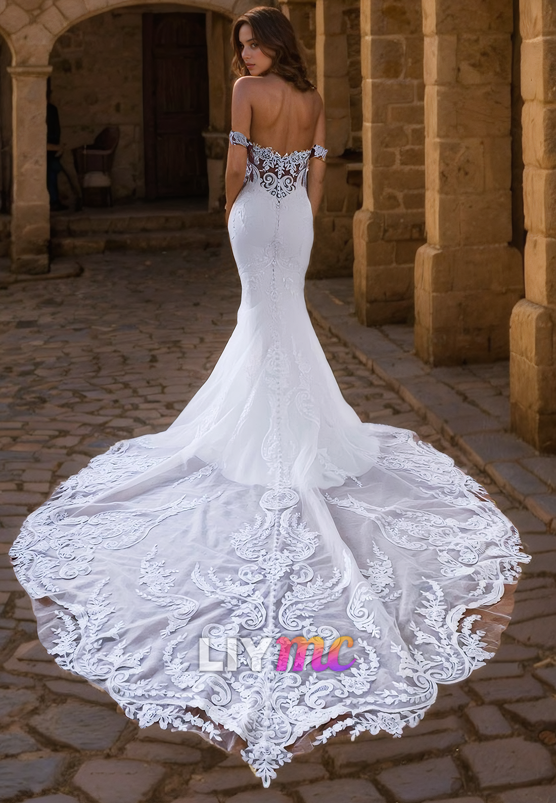 Off-Shoulder Strapless Appliques Mermaid Wedding Dress
