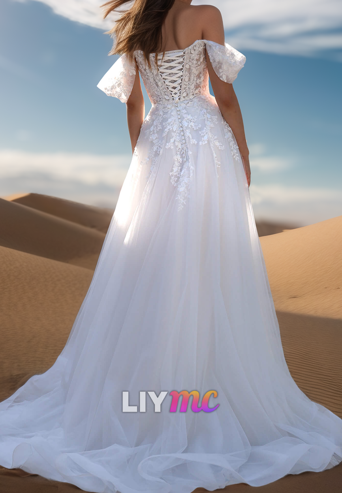 Off-Shoulder Strapless Appliques Tulle A-Line Beach Wedding Dress