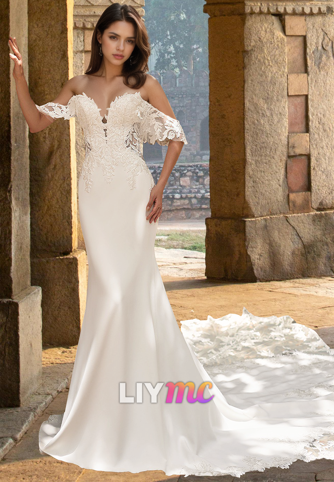 Off-Shoulder Strapless Lace Appliques Mermaid Wedding Dress