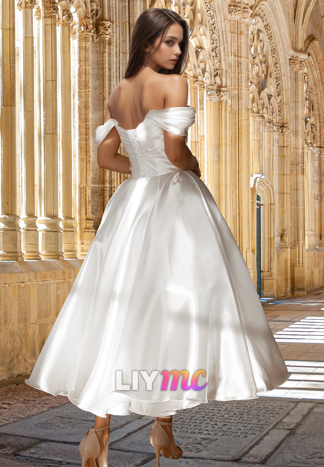 Off-Shoulder Strapless Pleated Beach A-Line Wedding Dress
