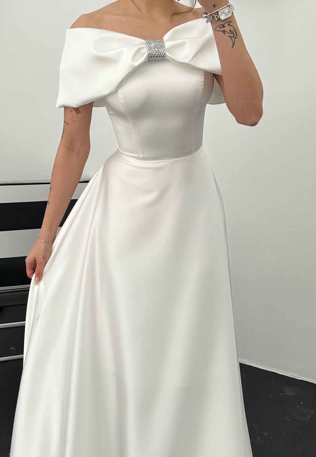 Off-Shoulder Strapless Pleated Sleek Wedding Guest A-Line Formal Dress