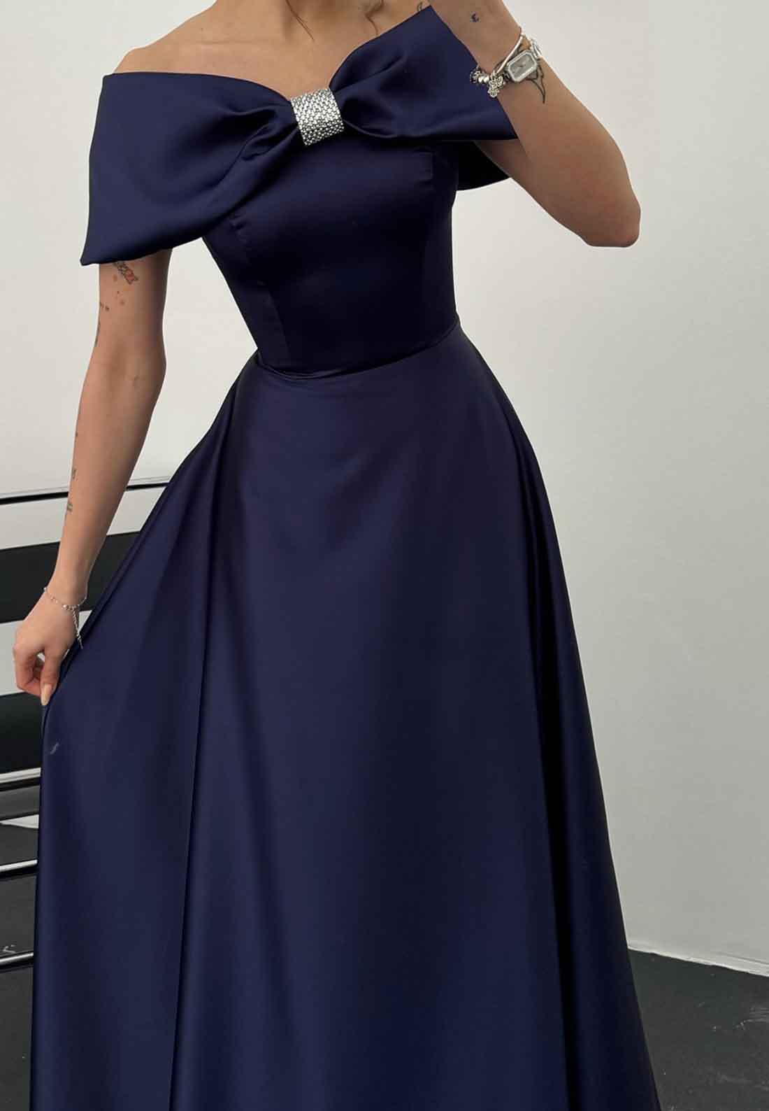 Off-Shoulder Strapless Pleated Sleek Wedding Guest A-Line Formal Dress