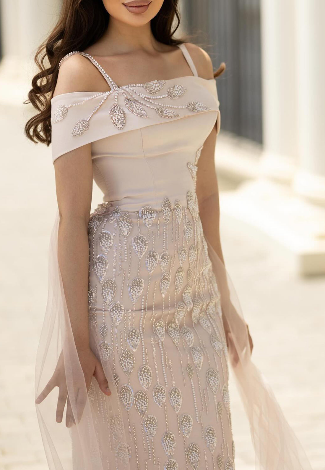 Off-Shoulder Straps Beaded Emboridery Sheath Prom Dress