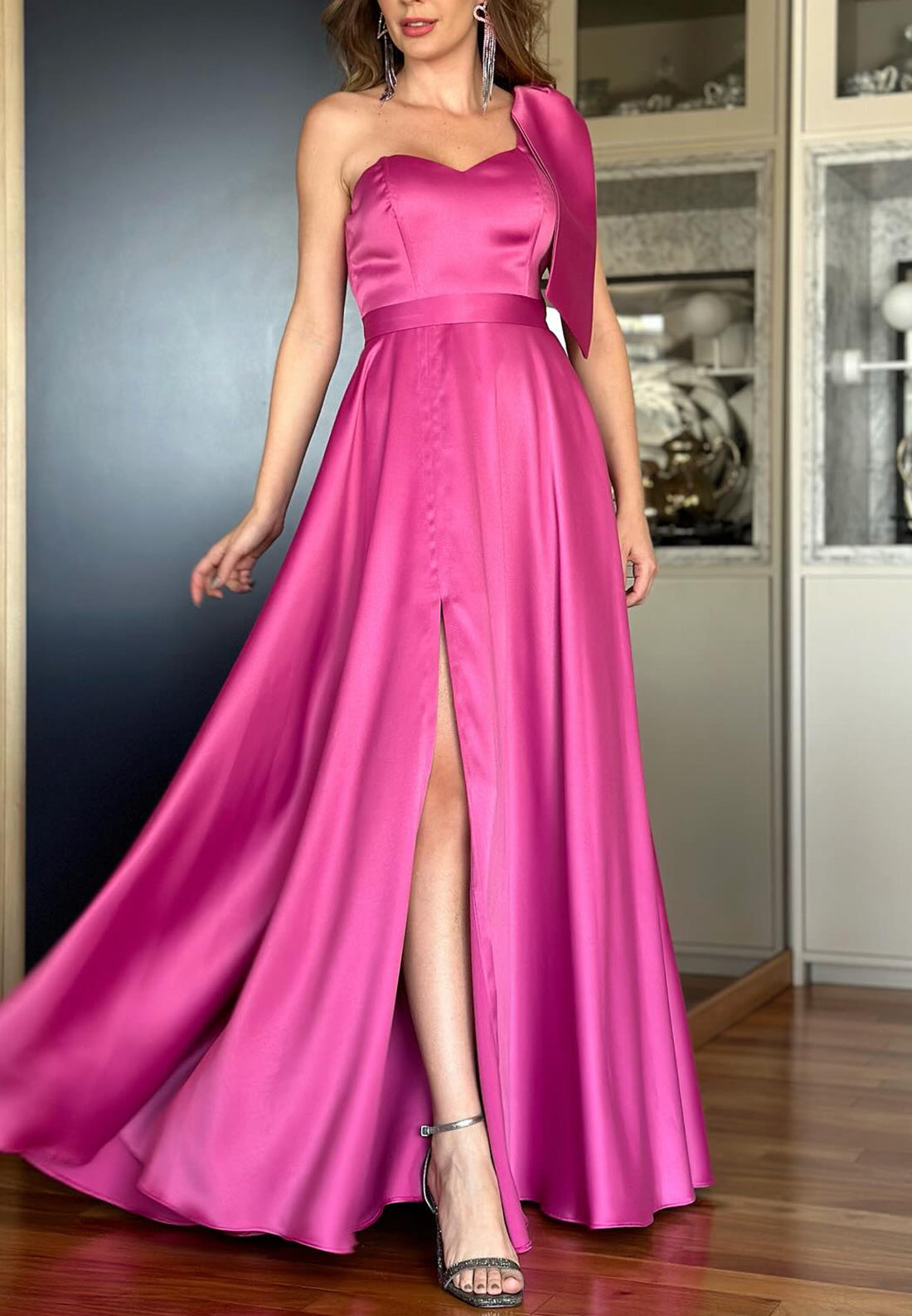 One Shoulder Bowknot Pleated Sleek Side Slit A-Line Evening Dress